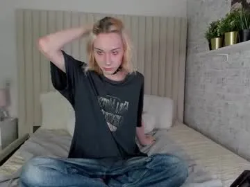 milophelps — GOAL: stay naked and jerk off [0 tokens remaining] Hello my sweet cats #bigcock #twink #young #femboy #feet