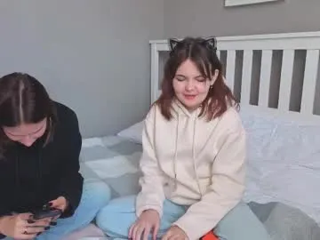 mini_bunny_mini — GOAL: good start [60 tokens remaining] couple Leila&Karina^^ #new #brunette #couple #shy #girls