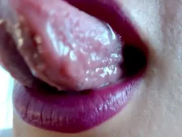 miss_evoleth2 — GOAL: deepthroat [266 tokens remaining] Welcome to My Room, let's have fun !!! #blowjob #daddy #deepthroat #saliva #bigass