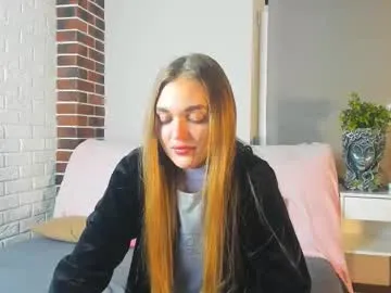 moirawenzinger — Heeeeyy, my name is kylie !! Goal: Lets get started    #blonde #18 #new #lovense #skinny [24 tokens remaining]