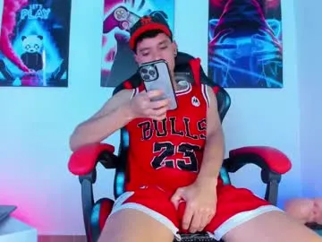moises_23cm — Show cum #bigcock #cum #monstercock #bigdick [2197 tokens remaining]