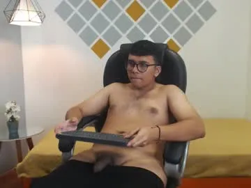 mou_fly — Mou_fly's room #18 #new #muscles #young #latino