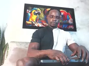 mrbyronstallion — showcum #ebonycoach, #sweaty muscles,oiledskin #bigthickBbc exploting just for you [500 tokens remaining]