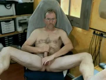 nakedluke — Goal 1 : cum public (499 tokens remaining) Make me cum #naked #feet #cum #balls #slave
