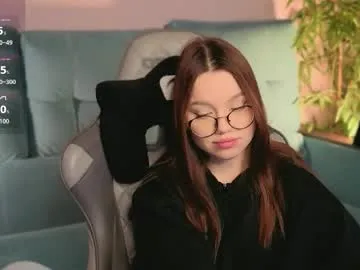 nanami_v02 — TOPLESS  AND PLAY TITS [177 tokens left] #teen #lovense #cum #anal #bigass