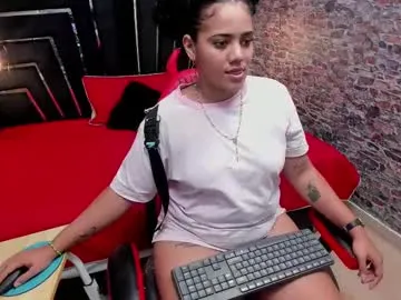 nasty_shantal — Play with my boobs+ saliva [49 tokens left] You find the juiciest ass on here! Make me twerk on top of your cock!   #new #daddy #18 #saliva #curvy