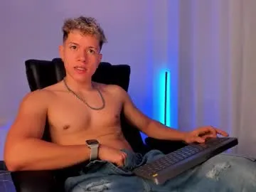 nathan_blake_ — Goal: Play cock with my underwear #bigcock #cum #young #muscle #hairy - Next Goal: Masturbate my dick  5min 