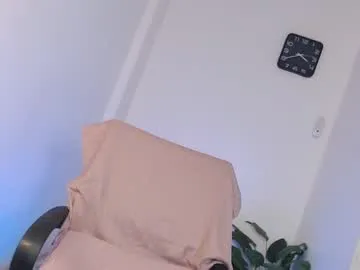 naughty_lexie69xx — WY? NEAR ME AND NEVER BEEN WITH TRANS? BE MY GUEST AND LET ME BE YOUR FIRST CUMBUCKET. HitMeUp #mistress #bigcock #asian #humiliation   #sph #