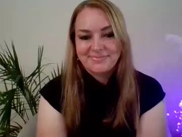 nayvel — Freechat on Chaturbate
