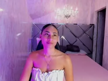 nia_imanni — Cameltoe  [19 tokens left] Daddy`s girl wants to be fucked while you cum between her legs!   #ebony #anal #skinny #smalltits #shy