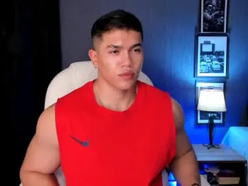 nick_fenix — bienvenidos chicos , #latino #muscle #lovense #cum #polla