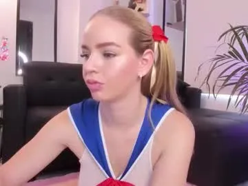 niicoleta — GOAL:  Hand on the neck + ahegao  Dare to bring pleasure to another level with me. Make my pussy rain for you  #bigboobs #cosplay #latina #braces #squirt