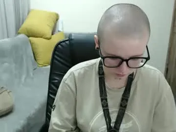 nikkysnow — Hello Tits show! #new #18 #bigtits #private [436 tokens remaining]