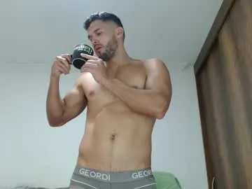 noah_jhonsonn — GOAL: CUM SHOW [2197 tokens remaining] Welcome to my room! #feet #lovense #cum #bigcock #master