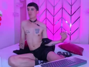 noahsteele — Heeyyy! :) ** EXAMPLE ** #new #bigcock #ass #latino  #tall
