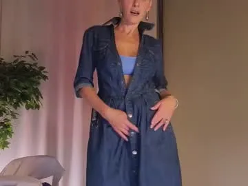 nymphvariety — tease with legs #bigboobs #blonde #milf #nonude #new [87 tokens remaining]