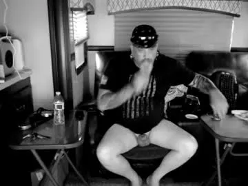 oldskoolll — Freechat on Chaturbate