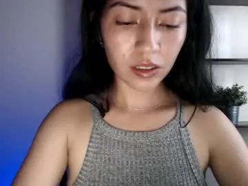 oliviaaa__ — Oliviaaa__'s room #teen #young #latina #shy #longhair