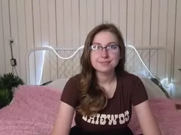 oliviavele — GOAL:  Hug you  [25 tokens remaining] Welcome to my room! #shy #blonde #18 #bigboobs #new