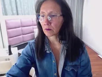 oriana_jhonson — GOAL: Play with your fingers in my pussy [94 tokens remaining] Hello, I love the company, let's have fun  #bigboobs #milf #mature #bigass #squirt