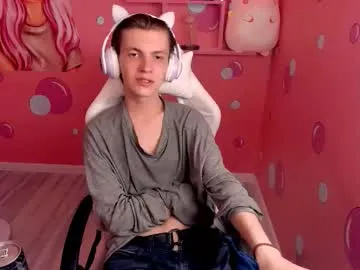 otto_williams — GOAL: ahegao [4 tokens remaining] cute eyes only in public #18 #twink #new #young #feet