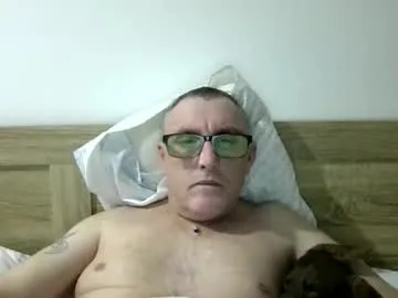 ozzie_male77 — [ pm's cost 25 tokens )
