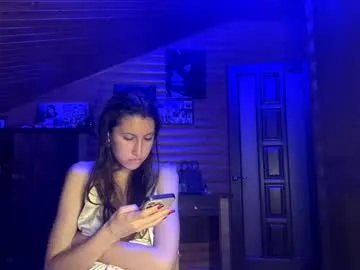 paulenecraze — GOAL: Dance with naked back [105 tokens remaining] Hi. I'm ready to play.  #18 #teen #ass #new #cute
