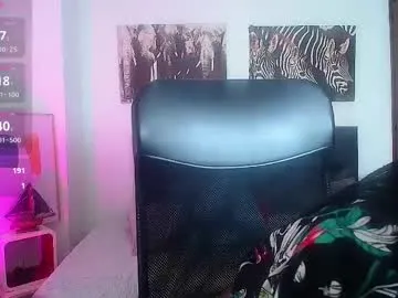 paulinaebony — Hello love, im new.... play pussy