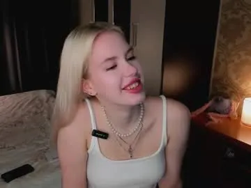 peaches_peaches — i have Lush, use it, Hello, my name is Ari, glad to see! - Goal: feel my kiss on your cheek [5 tokens left] #lovense #blonde #feet #cute #teen