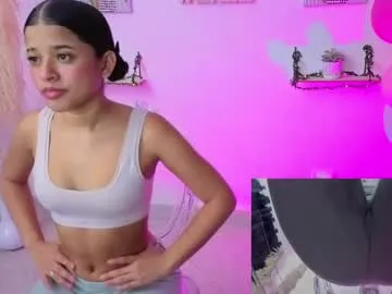 pequitasmedusa9 — Mini Sex Machine on - Interactive Toy that vibrates with your Tips #lovense #18 #youngbeauty  #latina #fuckpussy