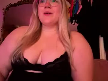 piggyrose — Freechat on Chaturbate