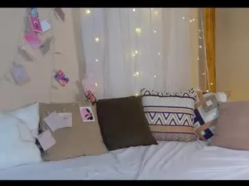 pixieneedle — GOAL: Sexy dance<3 [32 tokens remaining] Welcome to my room! #18 #blonde #smalltits #teen #skinny