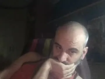 pollito1985 — TO PAY URGENT BILLS HEP ME PLEASE #feet #sexy #gay #new #cum [8000 tokens remaining]