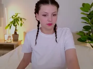 pusichka_ — GOAL: get wet my  t-shirt [300 tokens remaining] PVT OPEN #bigass #18  #new #bigboobs #skinny