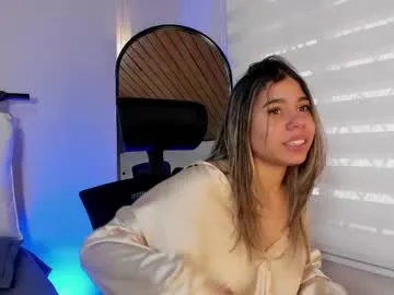 rachell_criss — If you like a good talk, laugh for while and see some dance steps ...  This is your place  / goal sexy dance naked  #bigass #latina #natural #lovense #shaved [180 tokens remaining]