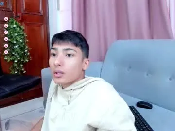 raven_yees — GOAL: naked and jerk off [99 tokens remaining] Hello guys I'm new here and i'm happy to experience new things #18 #lovense #twink #cum #young