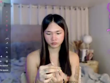 ready_or_notxx — lets make some fun here im new and wants to explore more here  #asian #wifematerial #squirt #sexy [2217 tokens remaining]