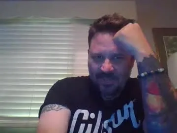 real_dilf1000 — Freechat on Chaturbate