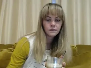 redjessica — 20 tks if u like me,30 tks tits,50 tks pussy,70 tks ass,400 tks cum