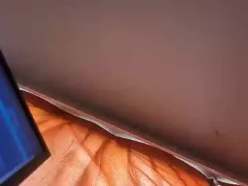 reggielive — Freechat on Chaturbate