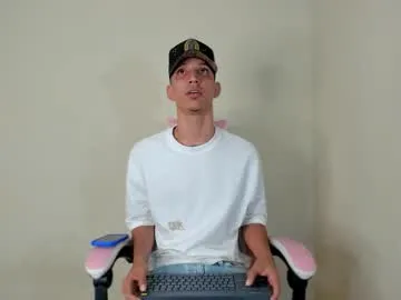 rich4rd27_ — show fuck + cum  #latinos #bigcock #men #young #cum(1000) intruptions to masturbate   (444)    fuck my cock [2500 tokens remaining]