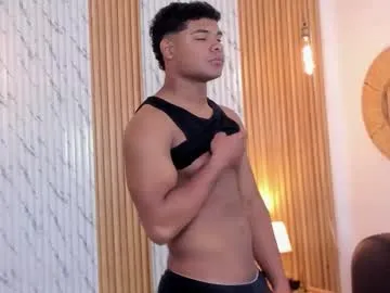rob_jordan — Hello everyone, EXERCISE ALL NAKED  . #new #bigcock #Latino #brunnete #cum [299 tokens remaining]