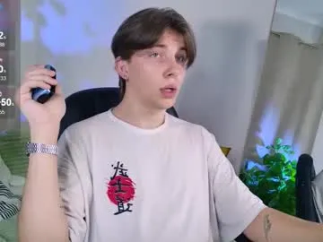 robby_manson — GOAL: CUM SHOW [1111 tokens remaining] Welcome my room!!! PVT IS OPEN <3 #bigdick #lovense #teen #new #cum