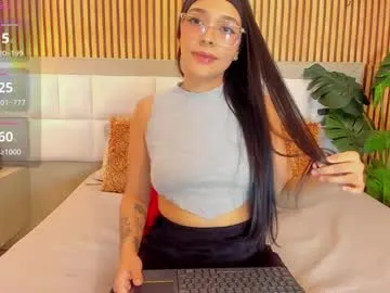 roseaurora — Let me distract youGOAL: Full naked + Blowjob 180tk Spin wheel 35tkPVT ONCusmtom vids ON [124 tokens remaining] #latina #anal #daddy #submissive #lovense