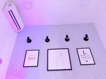 rossvega_ —  PUSSY READY TO DRIP  My Patterns 22-33-44-111  #squirt #ebony #cum #bigass #latina -- Current Goal: Intense Fingering Pussy at 99 tokens [65 tokens to goal]