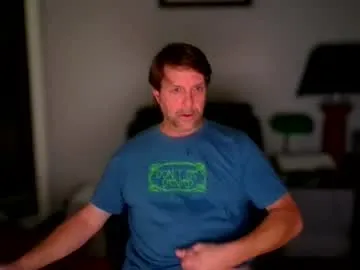 rtrmoney18 — Freechat on Chaturbate