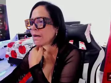 rubybonnet_ — Goal: fuckmachine, 3 min control #fuckmachine #anal #milf #cum #bigboobs - Next Goal: control 5 min and cum show