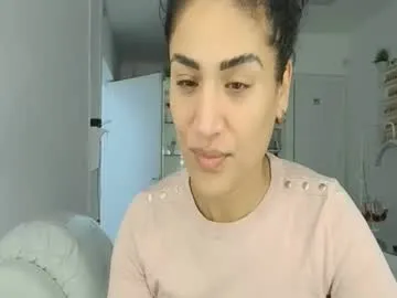 sabaa_x — hi, welcome)) #new #nonude #sweet #skinny #natural [476 tokens remaining]