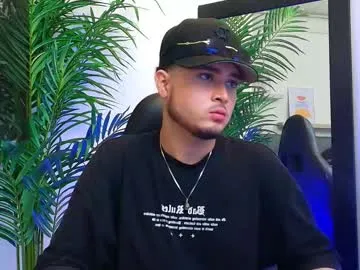 salvatore_muller — GOAL: Cum Show [1111 tokens remaining] Welcome to my room! #18 #new #latino #bigcock #cum