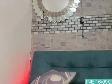samm_hots — Show ass  [23 tokens left] Big spit in my cock 